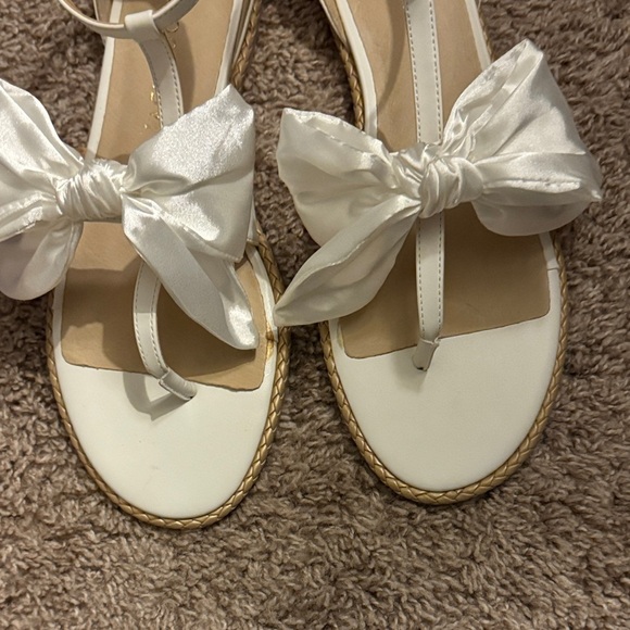 Jack Rogers White Sandals with Bow Accent - Picture 7 of 11